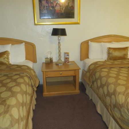 El Trovatore Motel Kingman Exteriör bild